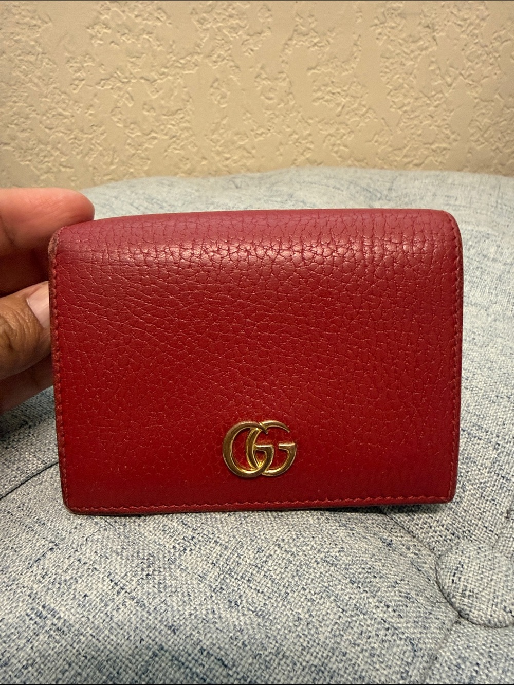 Gucci Red Pebbled Leather Compact Wallet with Gold GG
